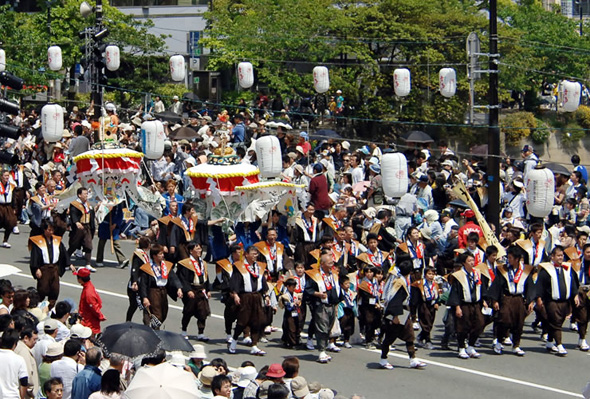 現在の博多どんたくの写真