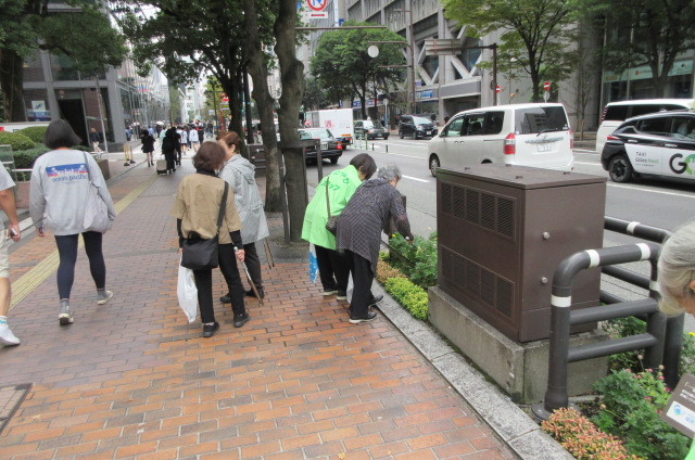 清掃活動の様子①