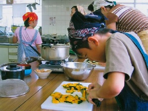 エコクッキングの様子