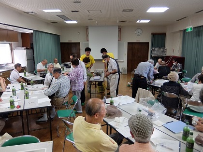 解体ワークショップのようす６