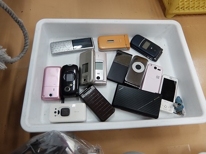 今回の出前講座で回収した携帯電話
