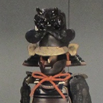 鉄錆地桃形鬼面前立兜・紺糸威胴丸具足のサムネイル画像