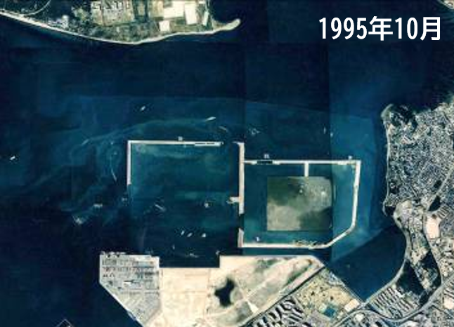 1995年埋め立て工事が始まったばかりのアイランドシティの写真