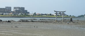画像：御島神社の鳥居	