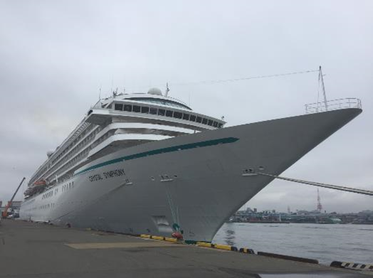 クリスタル・シンフォニーの全景写真