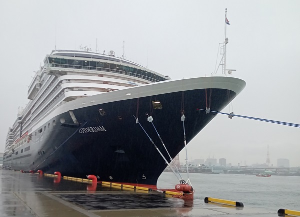 ザイデルダムの全景写真