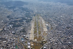 福岡空港（北側から撮影）