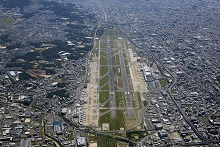 福岡空港（北側から撮影）