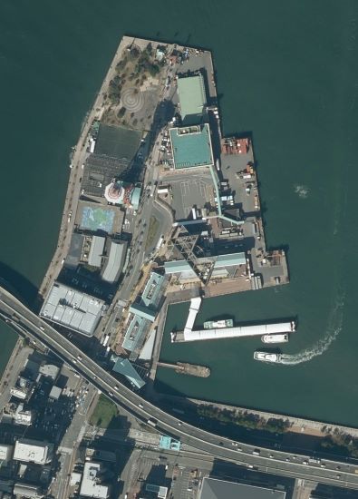 博多ふ頭航空写真