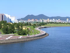 画像：みなと100年公園（香椎パークポート）