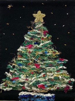 吉田恵子さんの工芸、タイトル「我家は年中クリスマス」