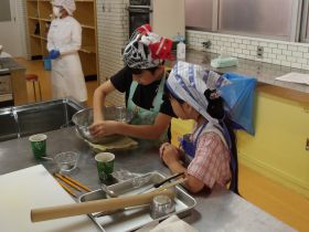 2024年のこども大学の写真（精華女子短期大学）