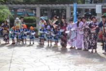 西鉄大橋駅西口での打ち水大作戦2013年7月撮影