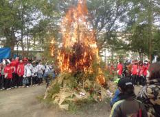 三宅校区どんど焼き2014年1月撮影
