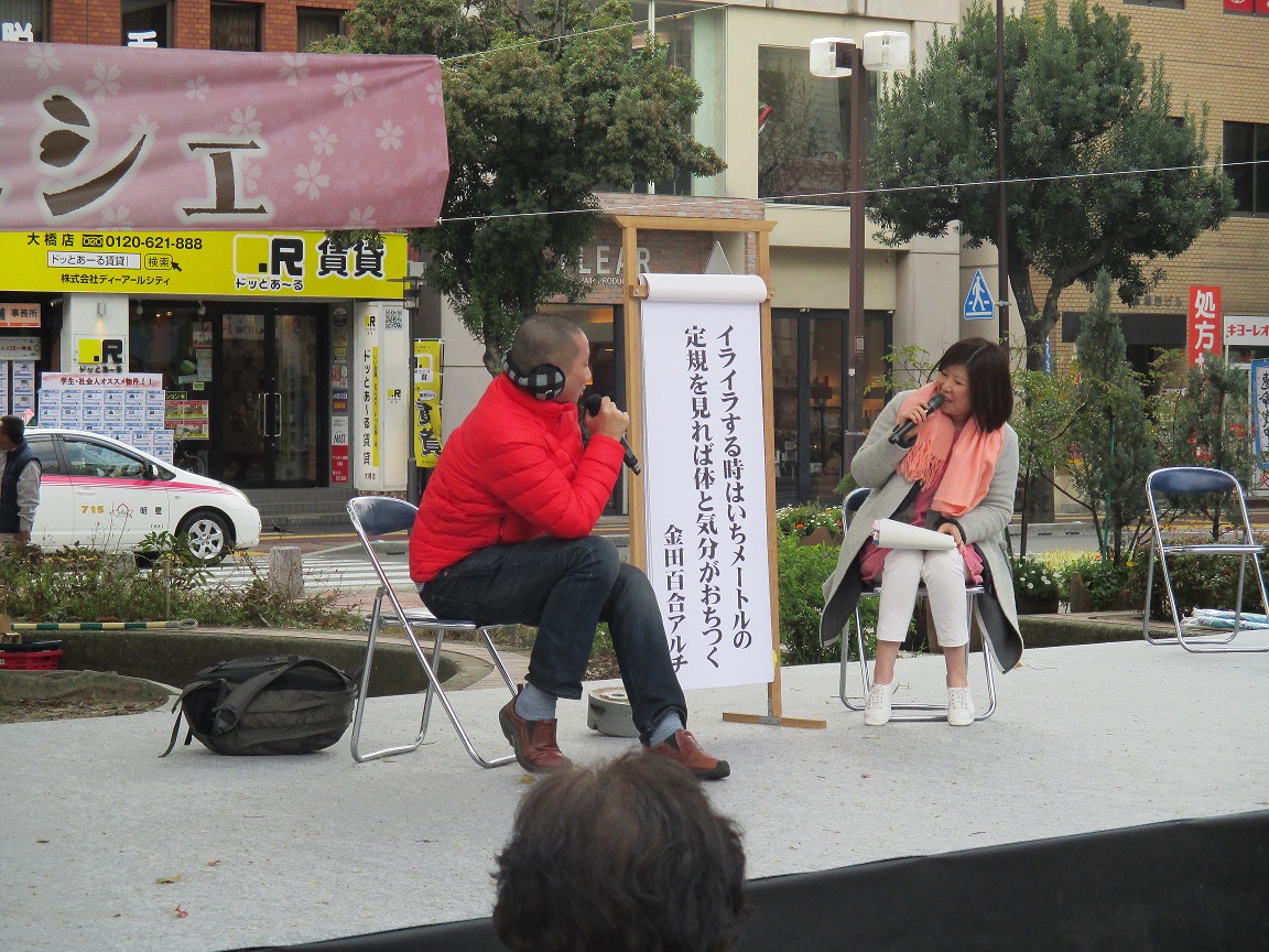 歌人 斉藤斎藤によるトークショーの写真