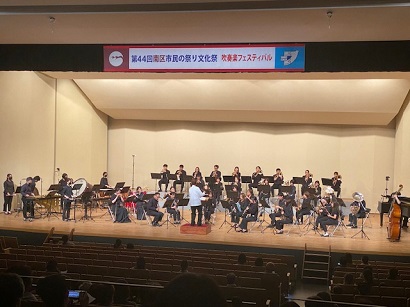 吹奏楽フェスティバルのステージ写真