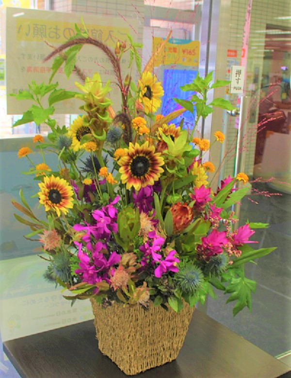 課長会からの花