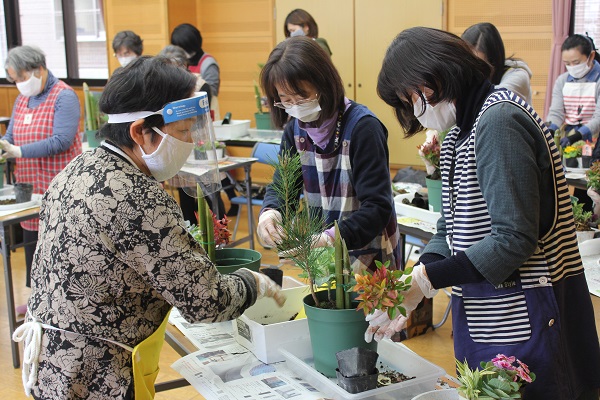 ミニ門松作成風景