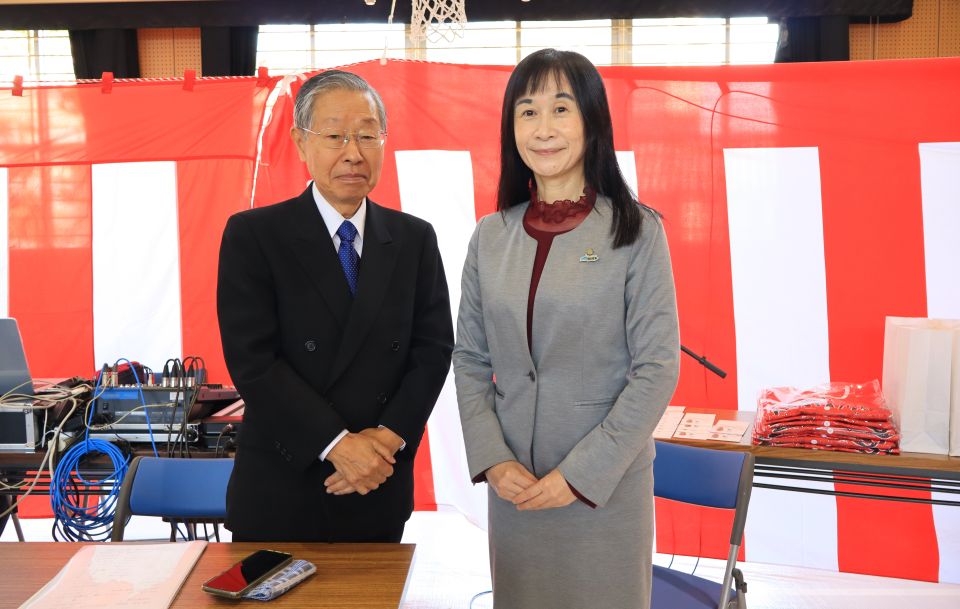 挨拶する鶴田校区自治協議会會田会長