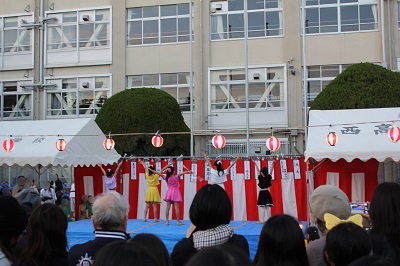 ステージ発表の様子