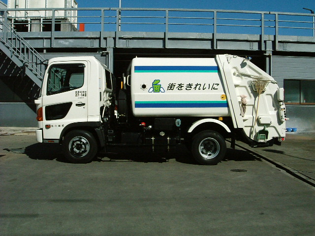 ごみ収集車の画像