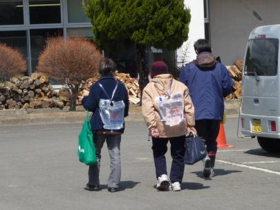 非常用飲料水袋を使用している写真
