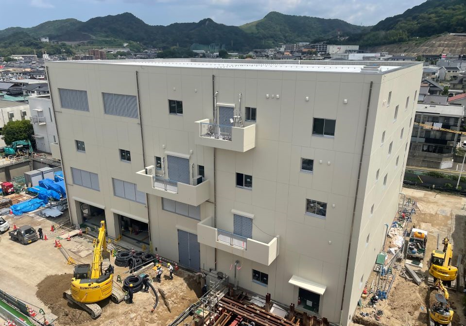 排水処理棟の写真