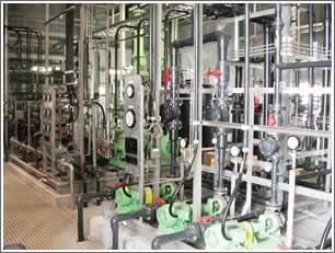 海水淡水化プラント内の写真