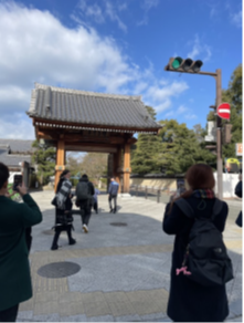 博多区千年門付近の消火栓で撮影が行われました。