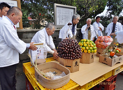 写真：能古島白鬚神社おくんち行事