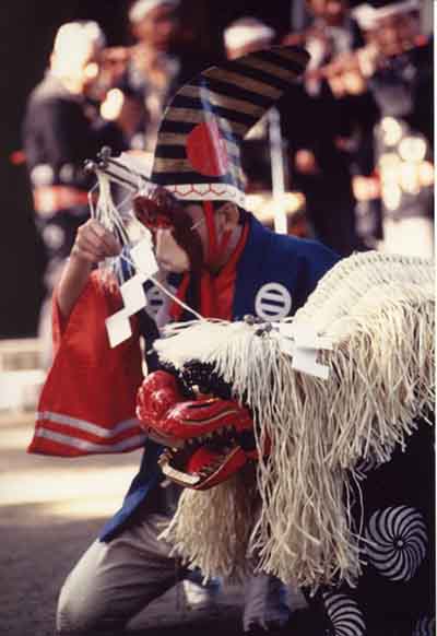 写真：今宿青木獅子舞保存会