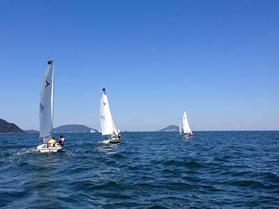 写真：小戸サンライズセーリングクラブ