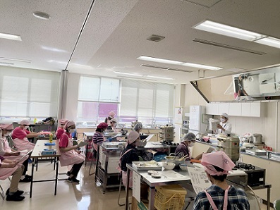 調理の様子写真