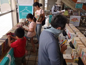 BOOKBOOK本市の様子です。