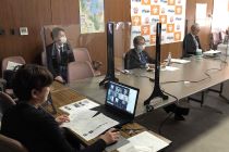 会場　西区役所