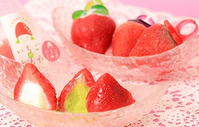 苺の実アイスの写真