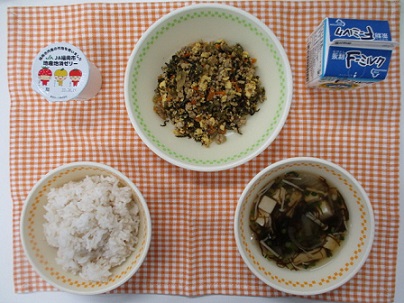 給食の画像（例1）献立内容は下記
