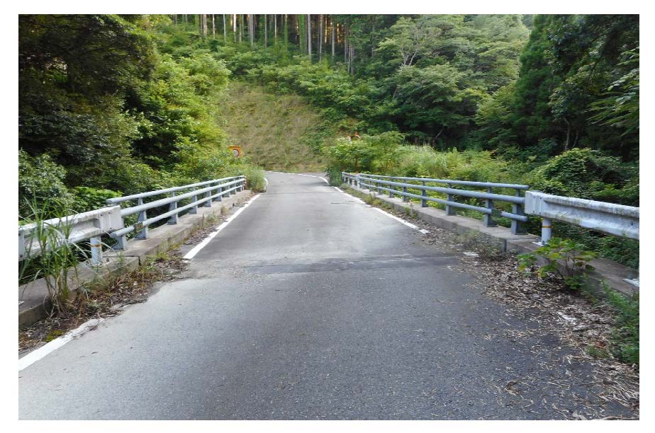 林道橋梁の写真（第二滝川橋）