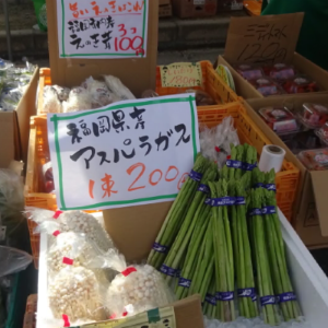野菜販売の様子