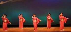 秋のおどりの写真3