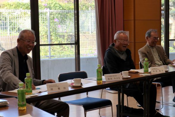 懇談中の様子
