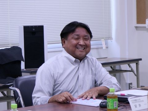 画像：安井会長がお話しされる様子
