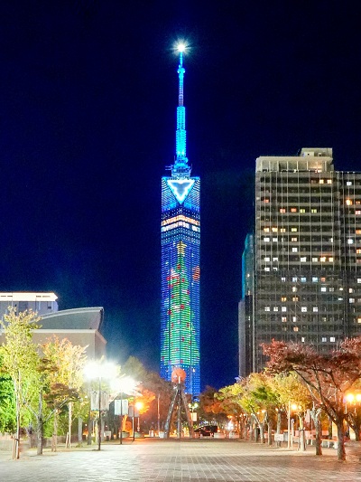福岡タワーのイルミネーション