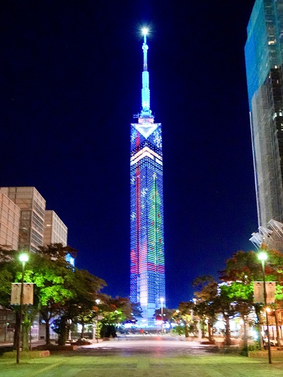 福岡タワーのイルミネーション