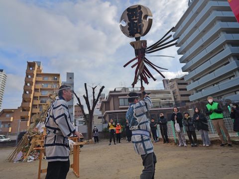 西新消防団まとい披露