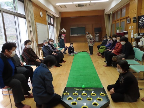 街カフェでのレクリエーションの様子