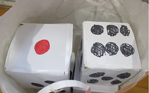 子どもリーダーが手作りしたサイコロ