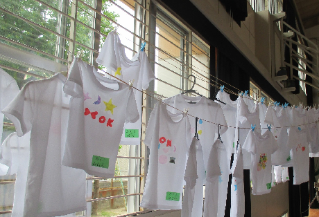 こどもたちが作ったオリジナルＴシャツ