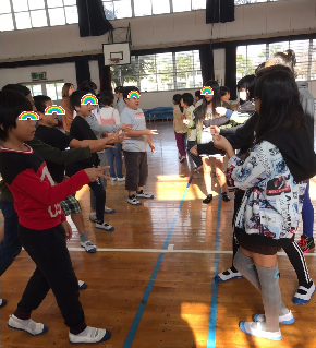 子どもたちによるじゃんけん