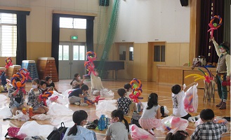 だんだん形になり、ハロウィン飾りができました